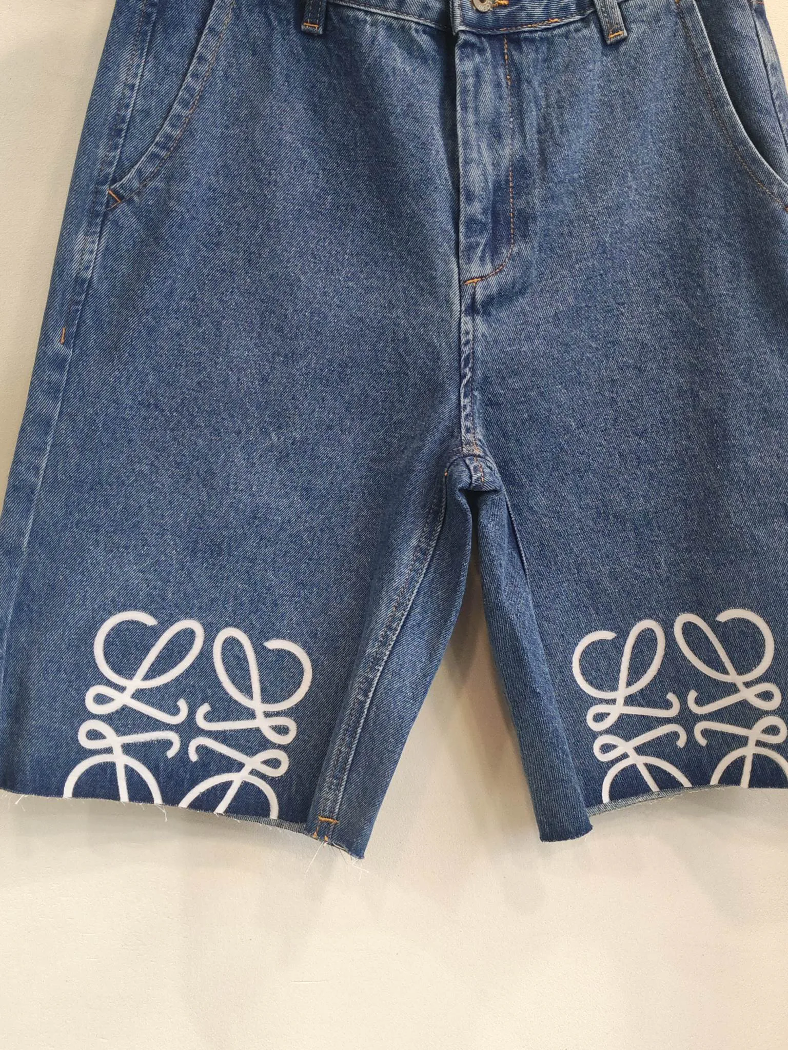 Шорты Женские Loewe 12836835