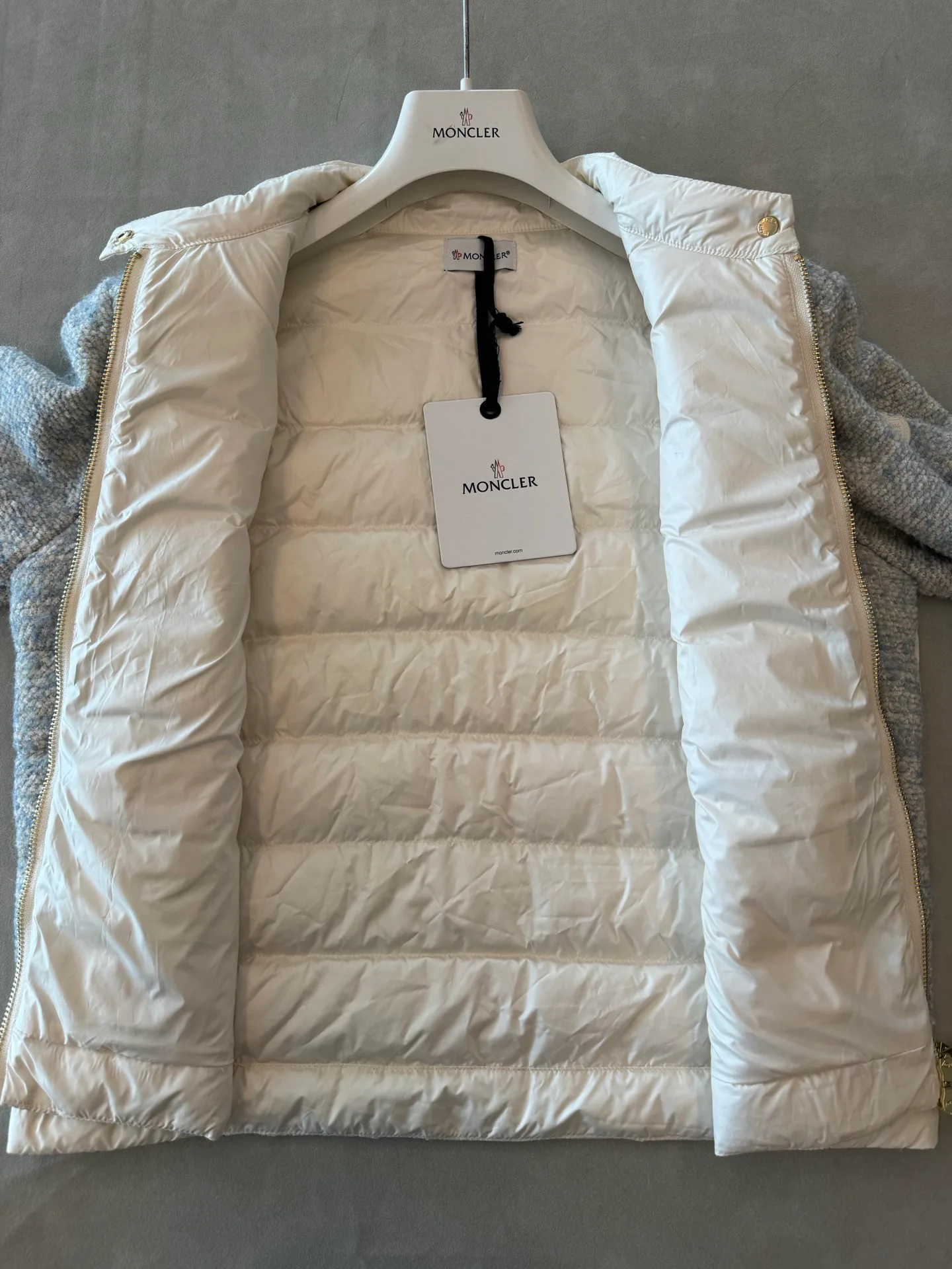 Куртки И Пуховики Женские Moncler 18829647