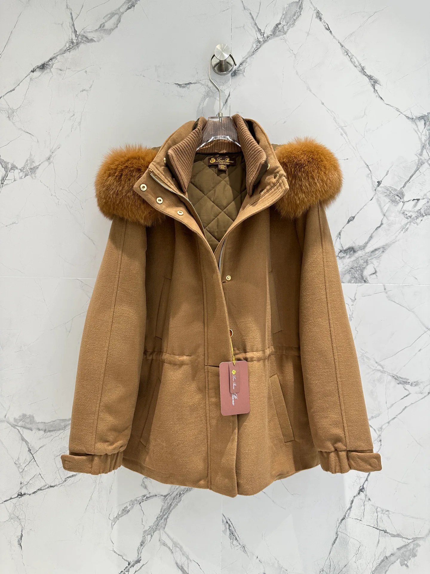 Куртки И Пуховики Женские Loro Piana 19474254