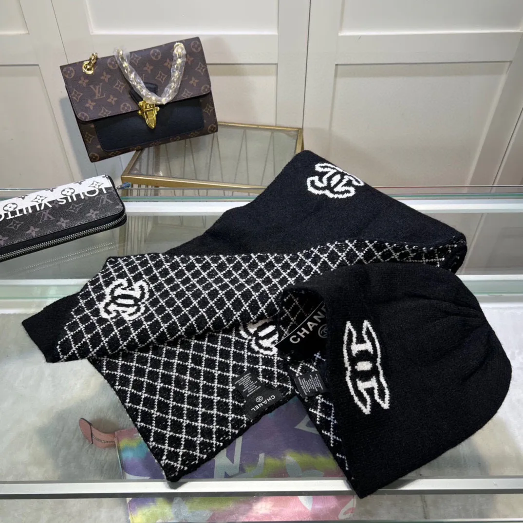 Головные Уборы Chanel 823957