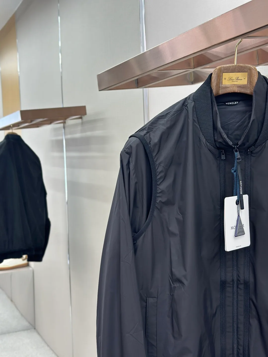 Куртки И Пуховики Мужские Moncler 17468332