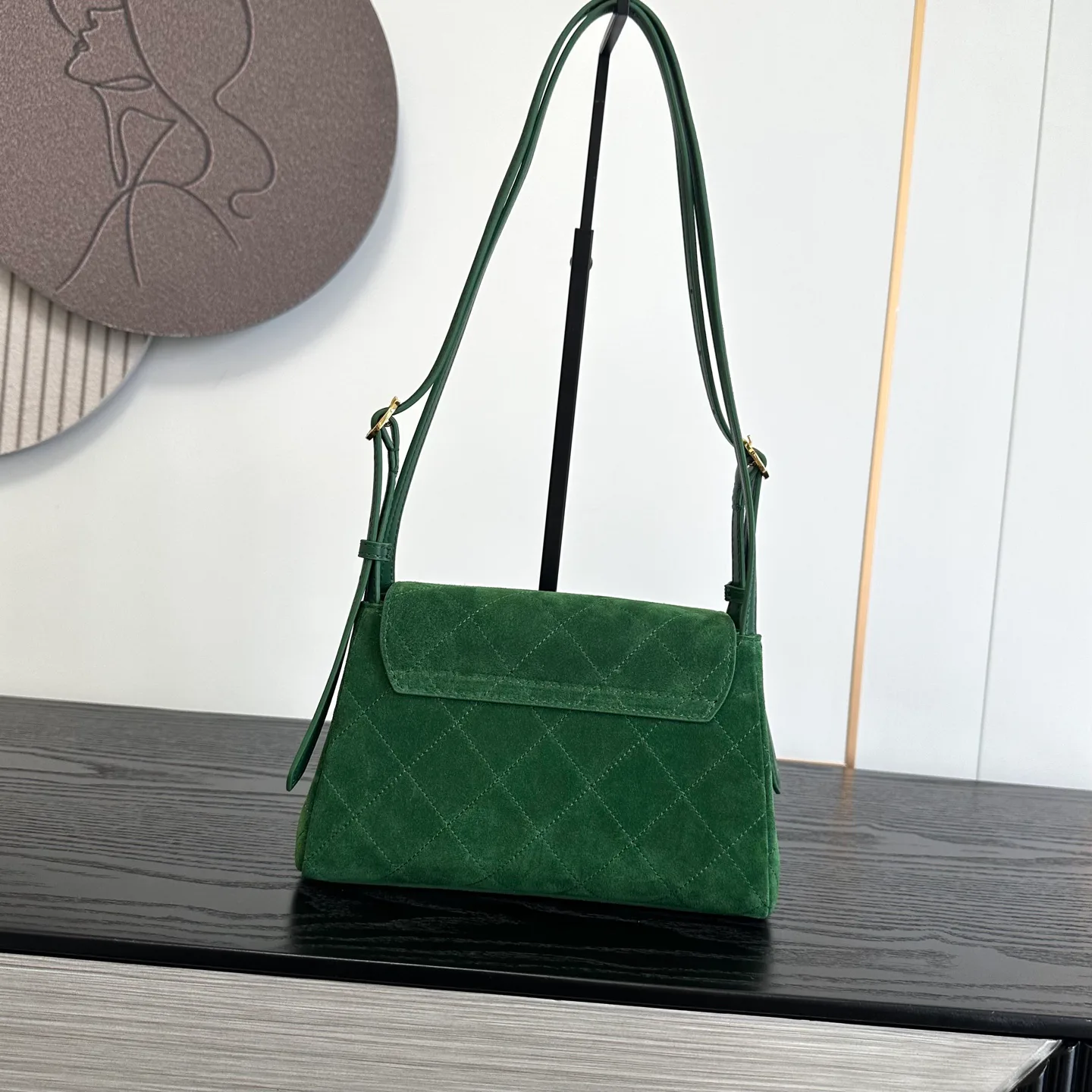 Классические Сумки Женские Chanel 18058428