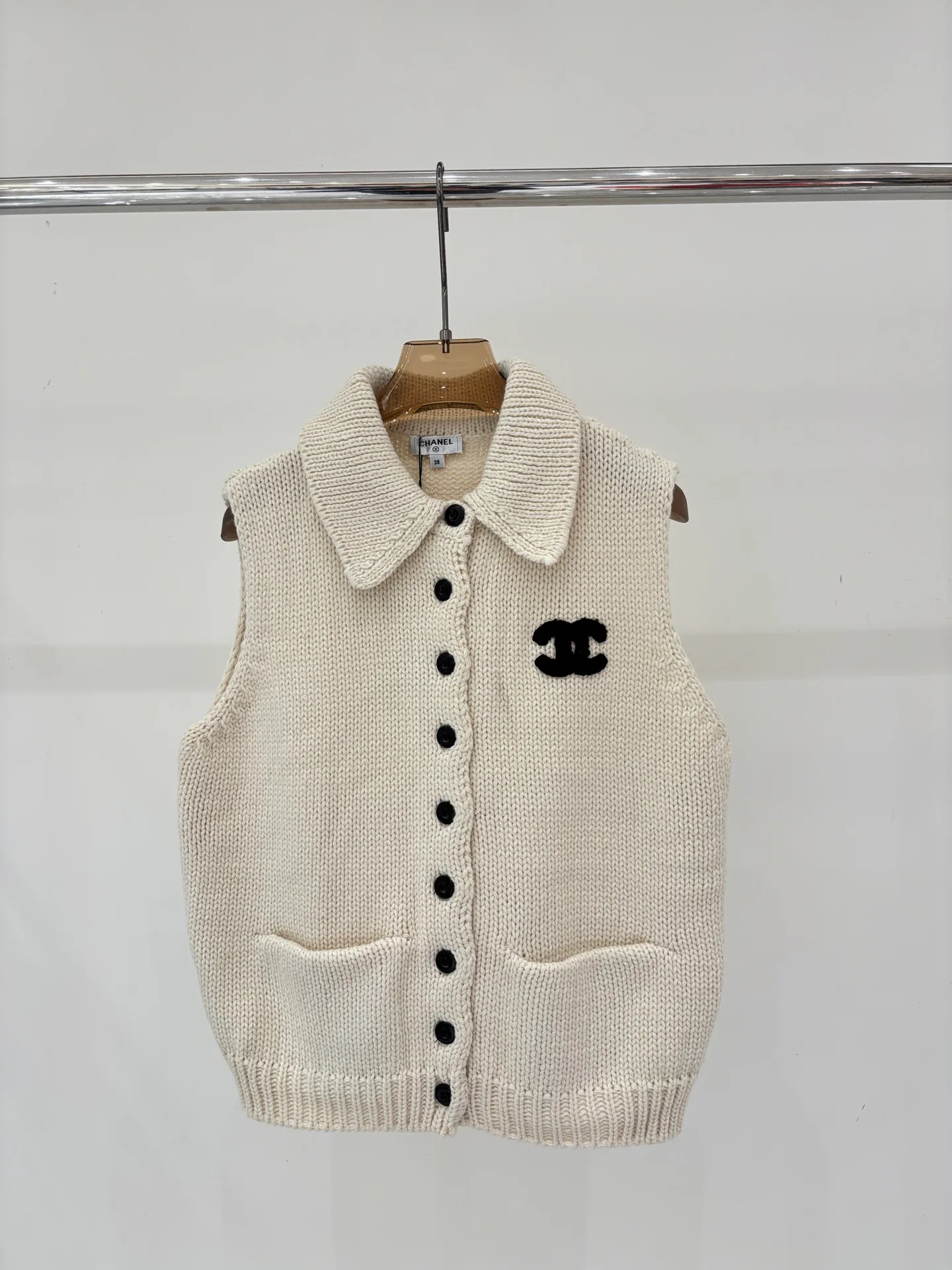 Жилеты Женские Chanel 2280378