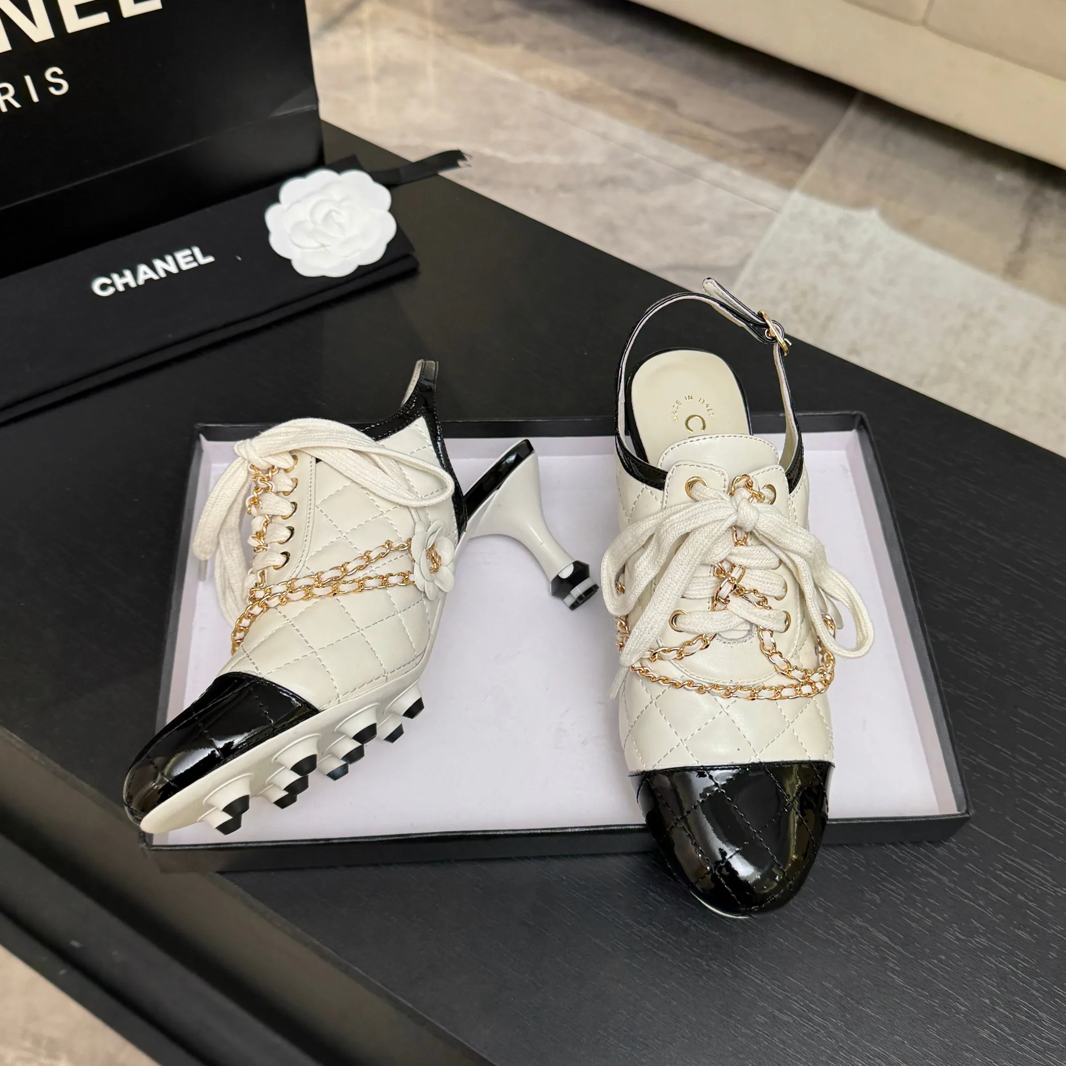 Туфли Женские Chanel 18891563