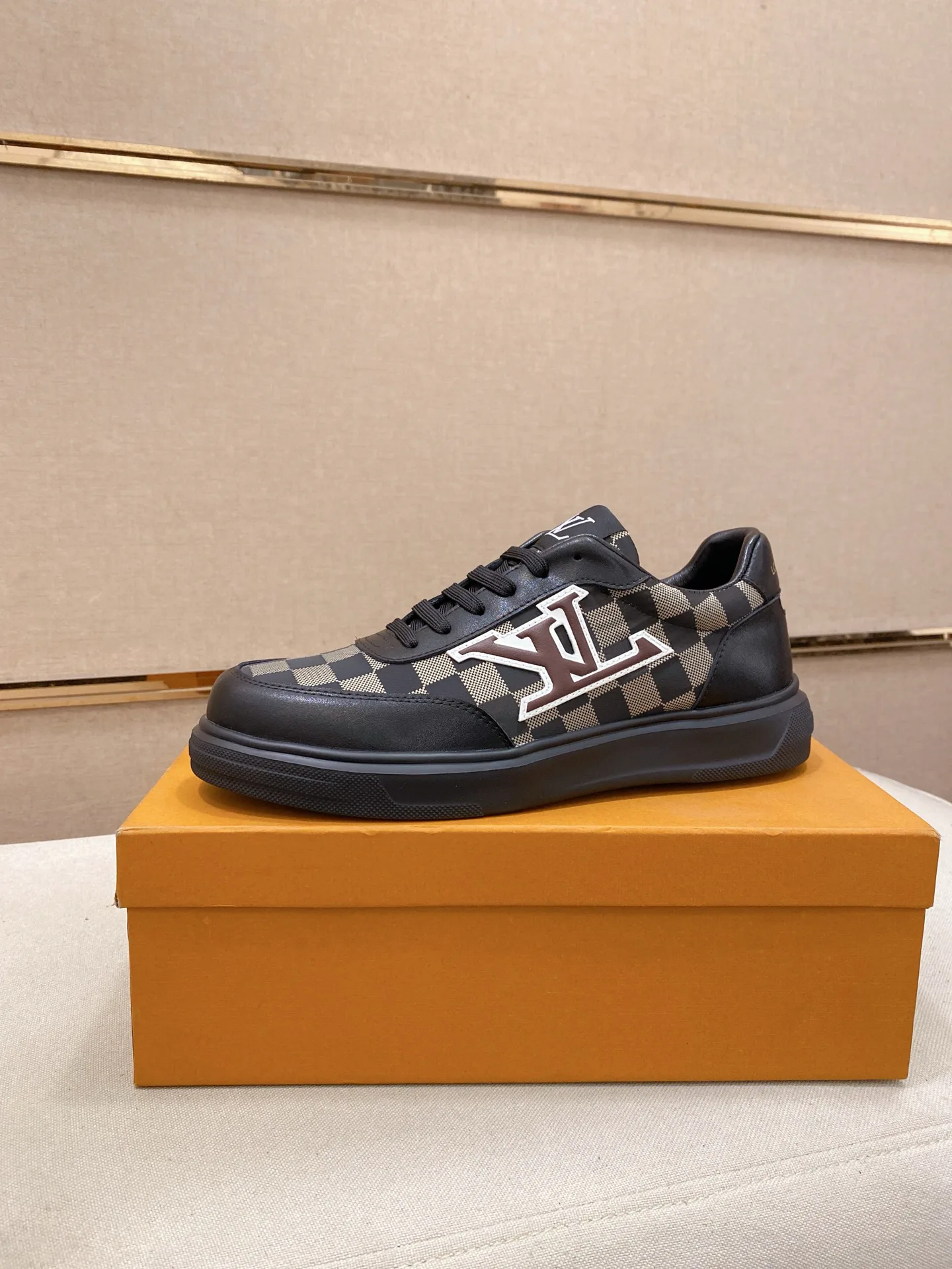 Кроссовки Мужские Louis Vuitton 1132295