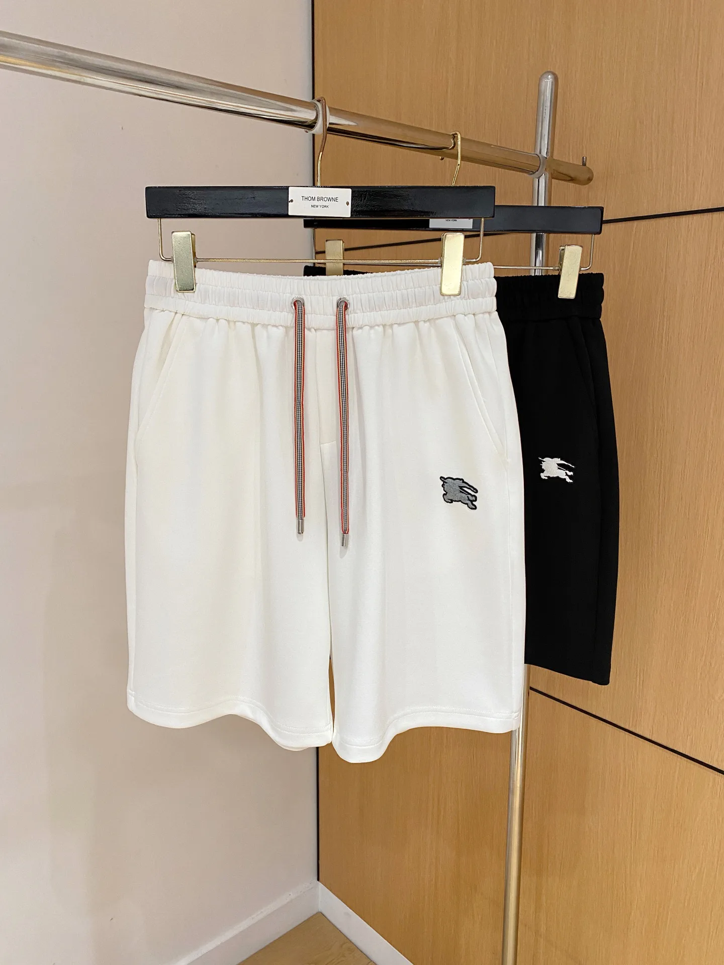 Шорты Мужские Burberry 16998774