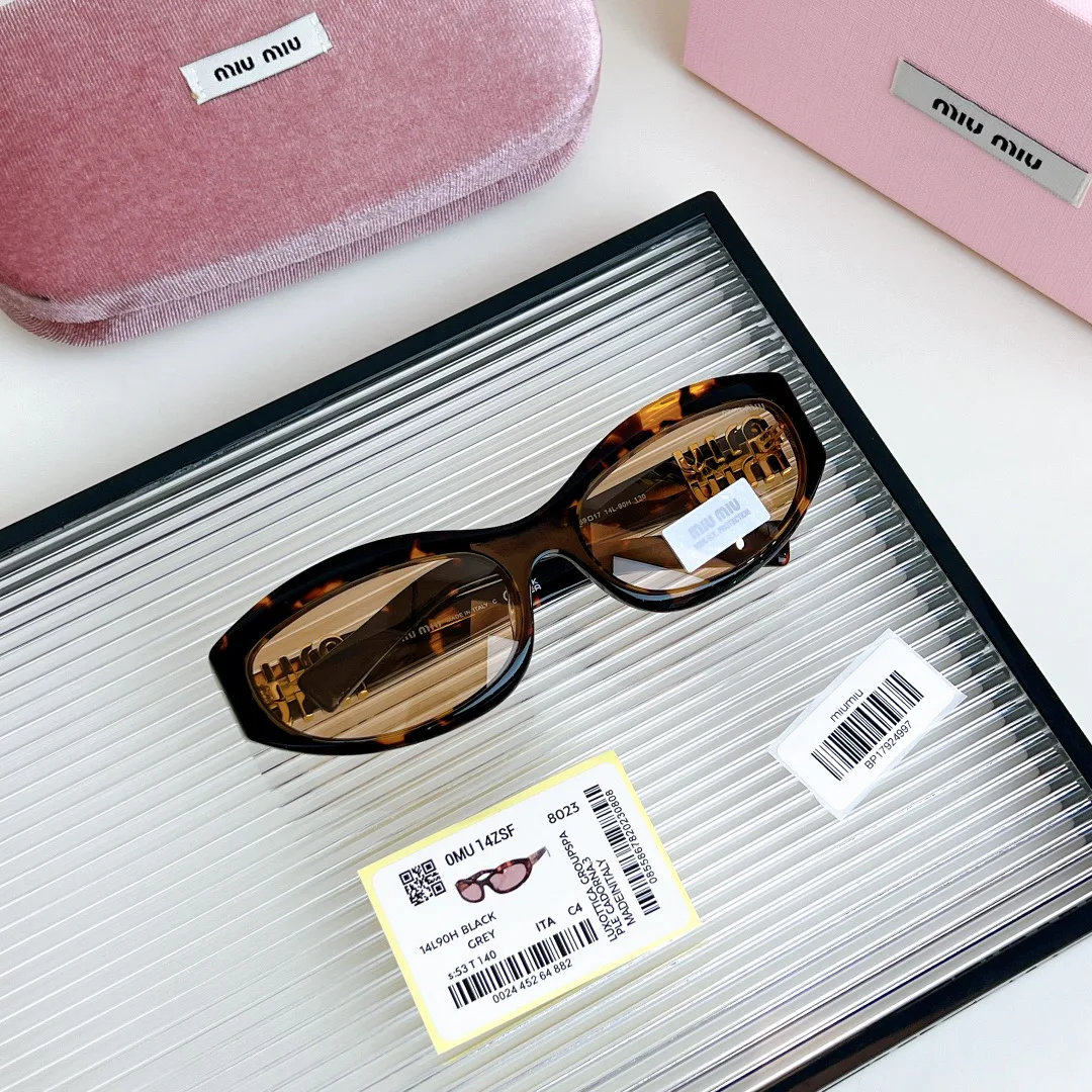 Очки Miu Miu 22753