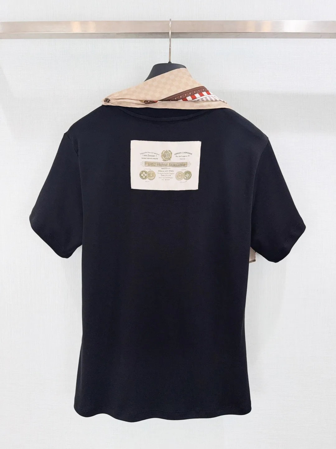 Футболки Женские Louis Vuitton 12737240