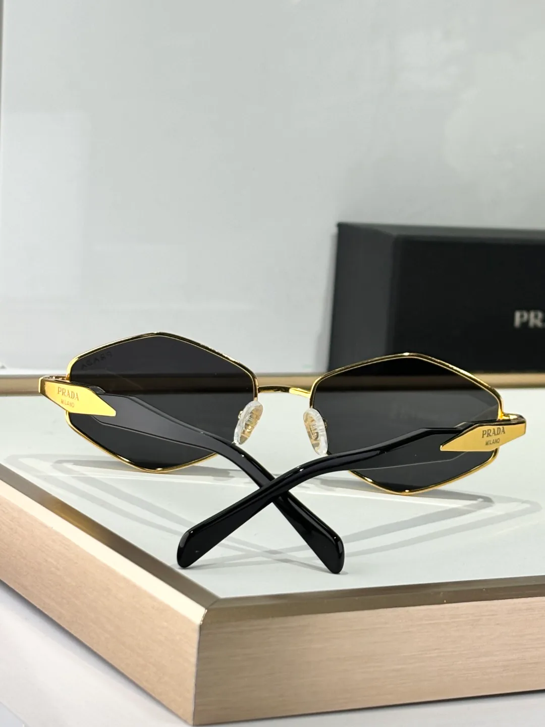 Очки Prada 10597