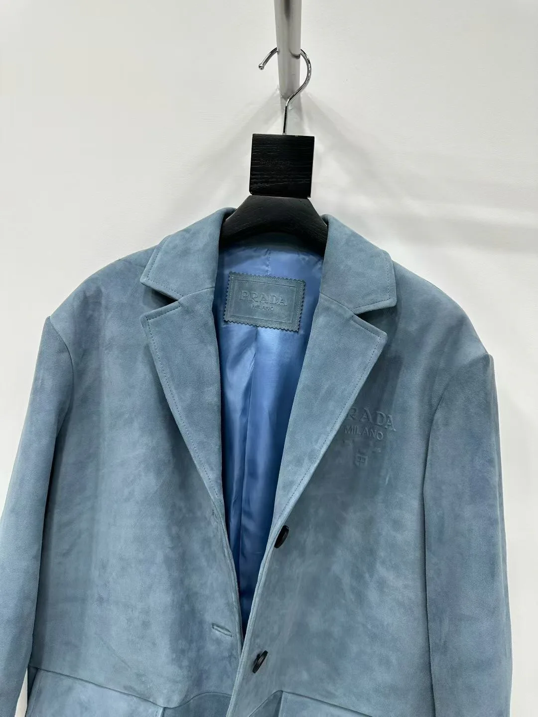 Кожаные Куртки И Дублёнки Женские Prada 13186447