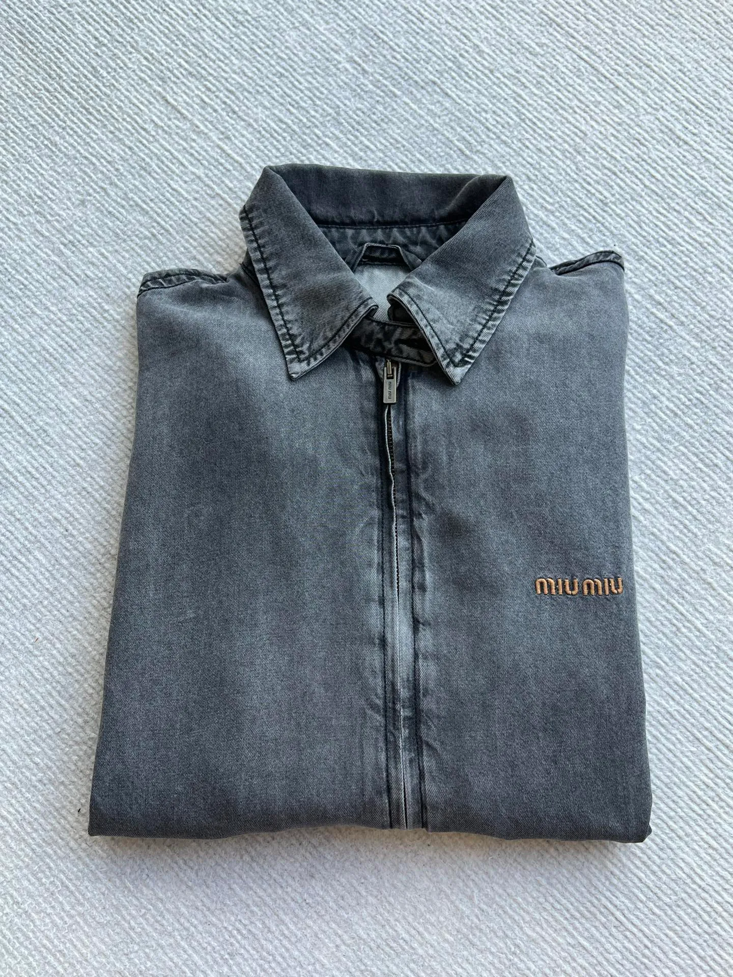 Куртки И Пуховики Женские Miu Miu 18046823