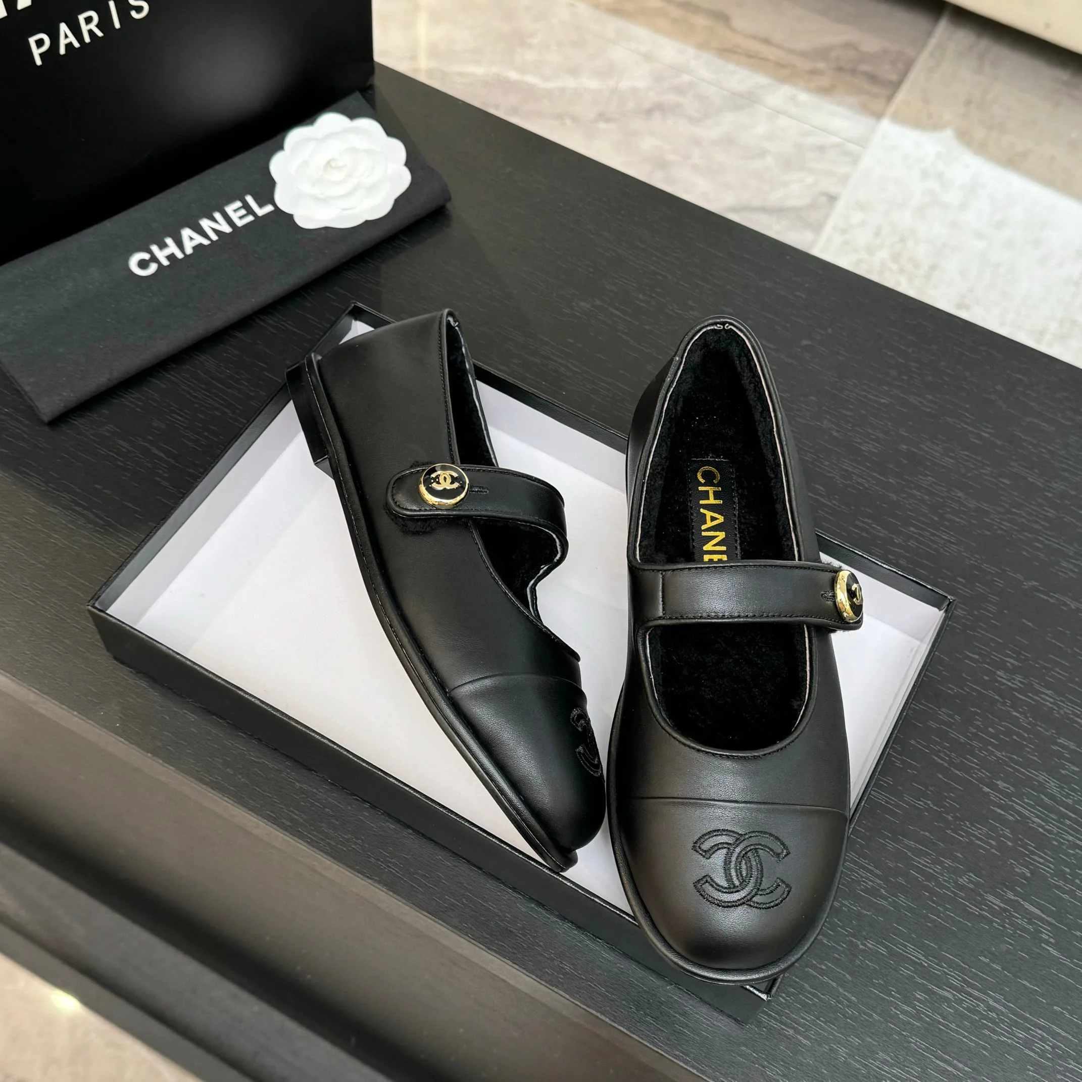 Туфли Женские Chanel 18216493