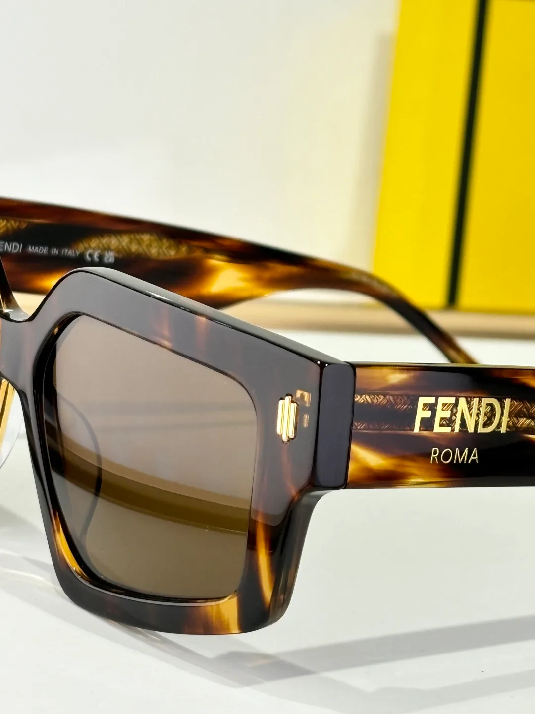 Очки Fendi 25740