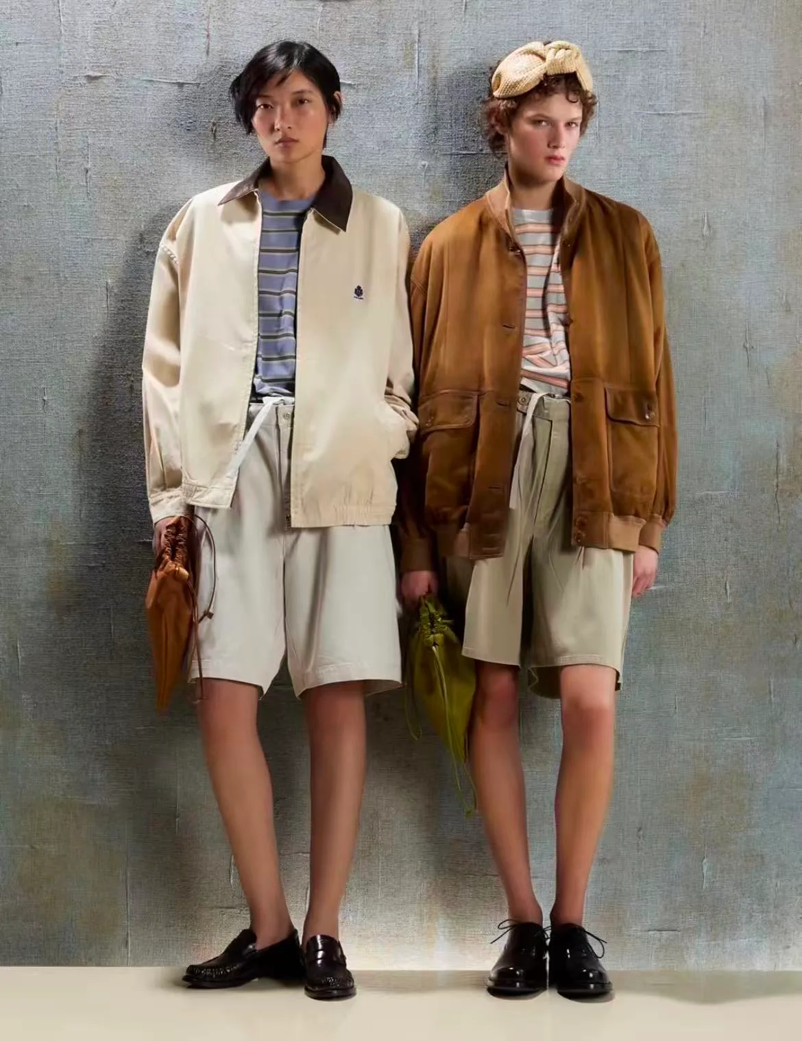 Куртки И Пуховики Женские Prada 17999019