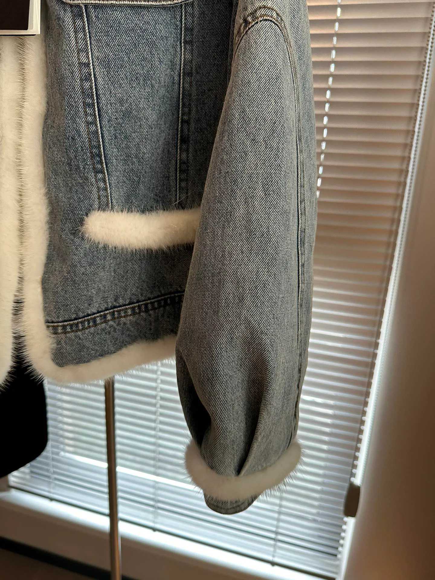 Шубы Женские Fendi 5051180