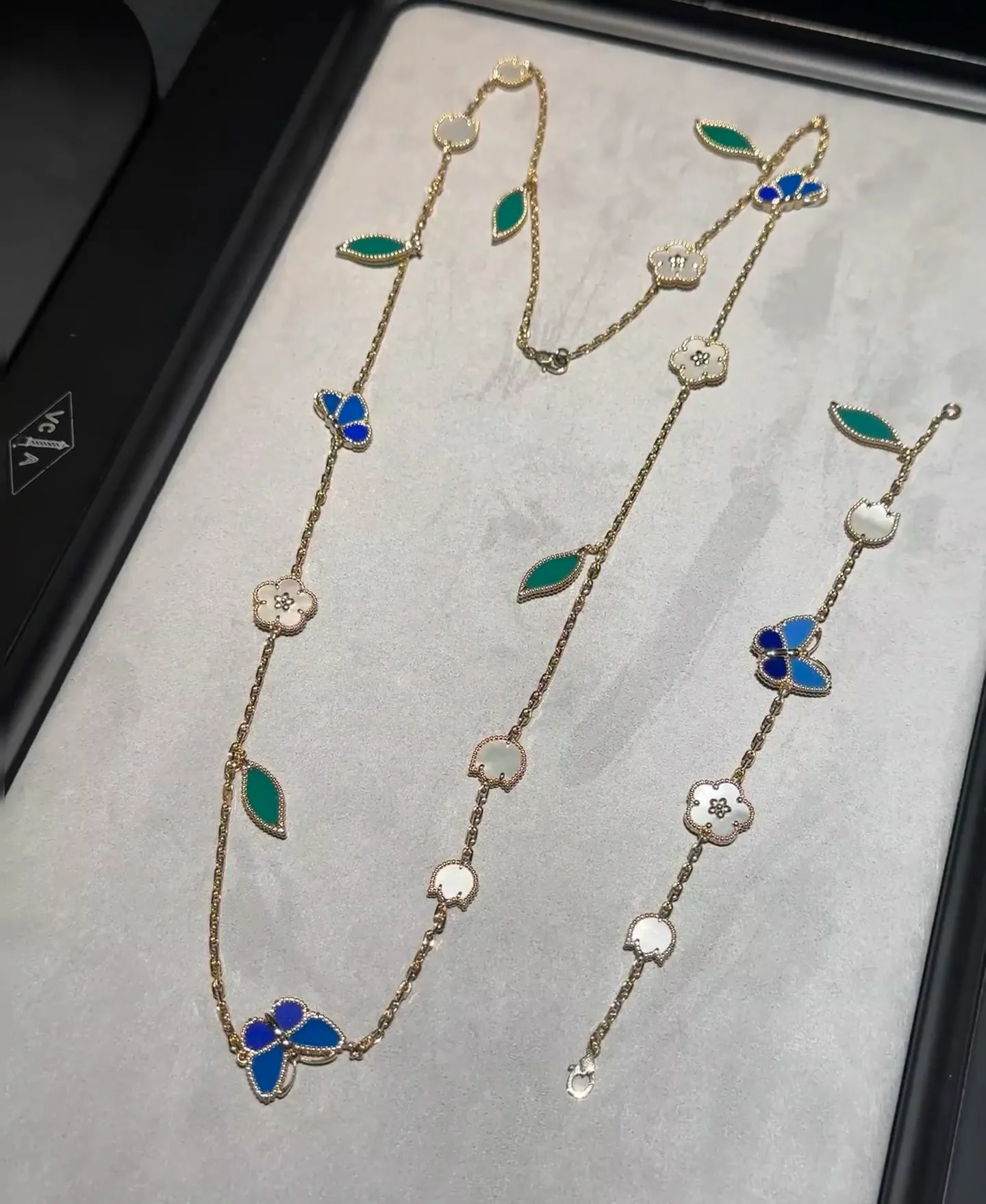 Бижутерия Van Cleef & Arpels 13600883