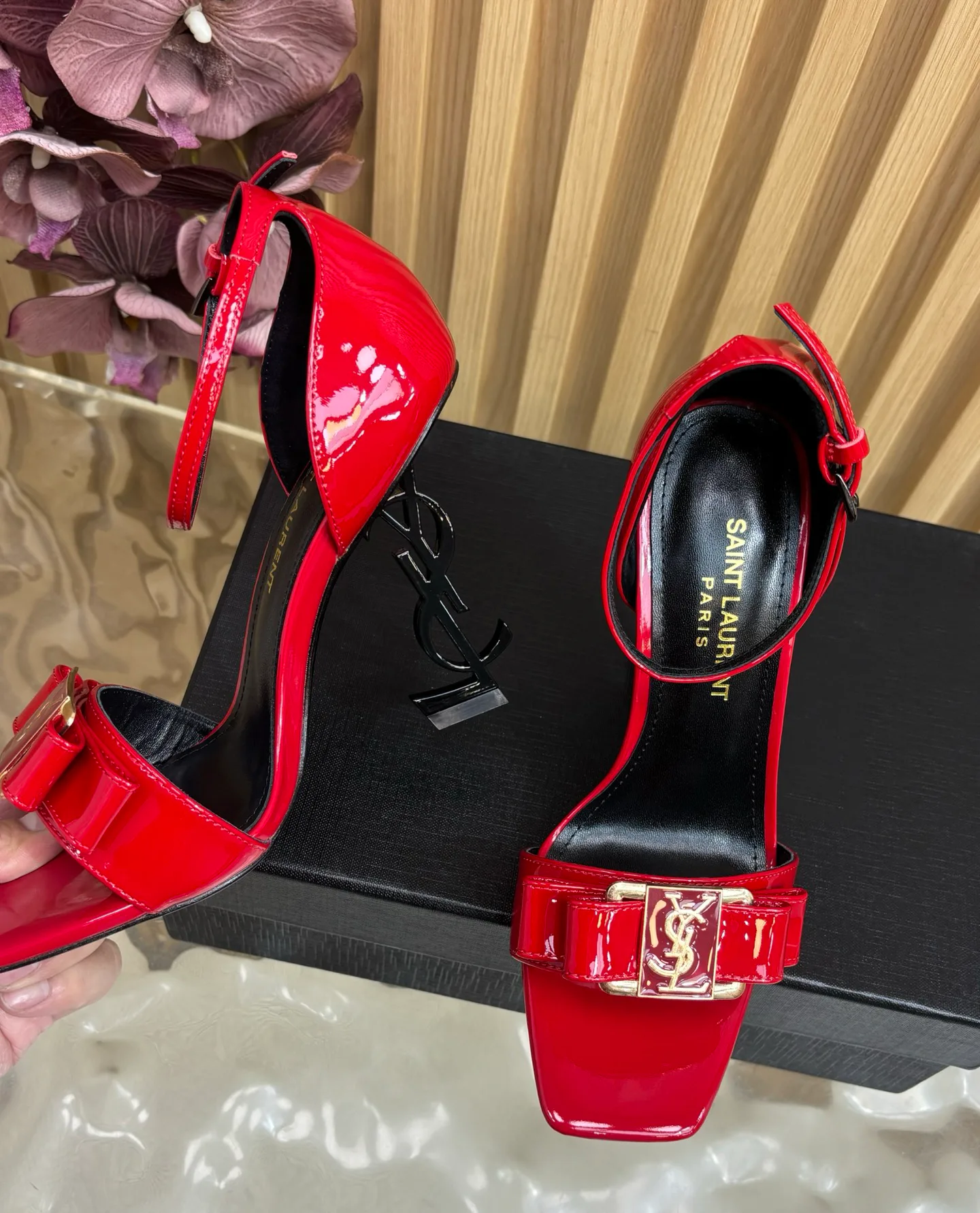 Босоножки Женские Saint Laurent 11490720