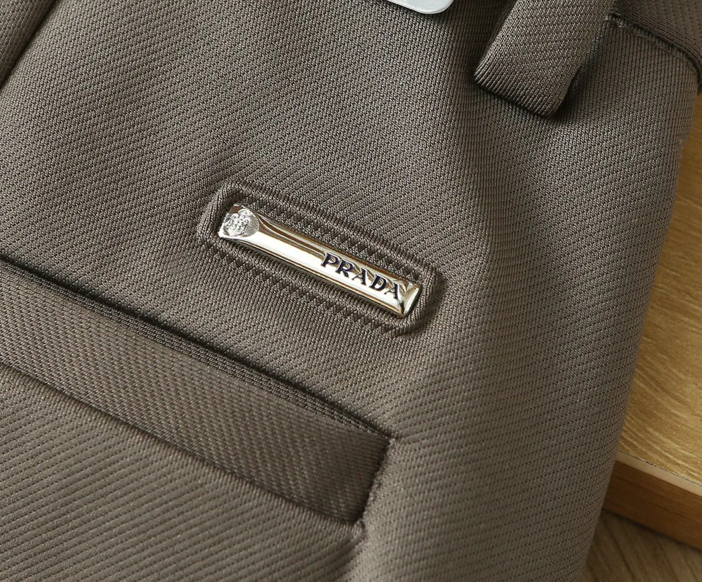 Брюки Мужские Prada 17410532