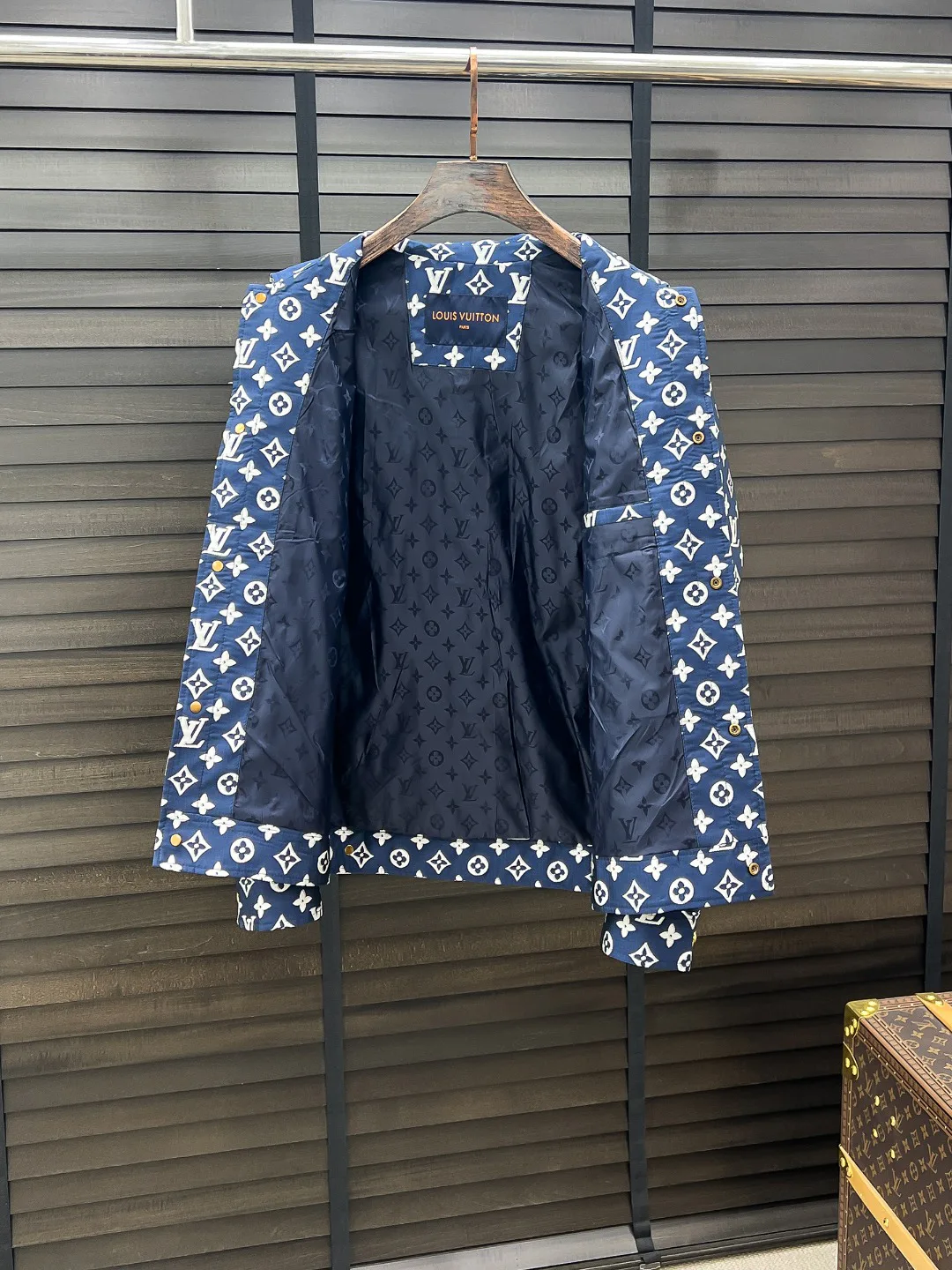 Куртки И Пуховики Мужские Louis Vuitton 17924227