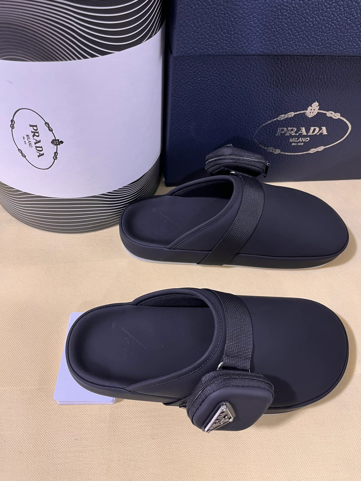 Мюли И Сабо Мужские Prada 25138