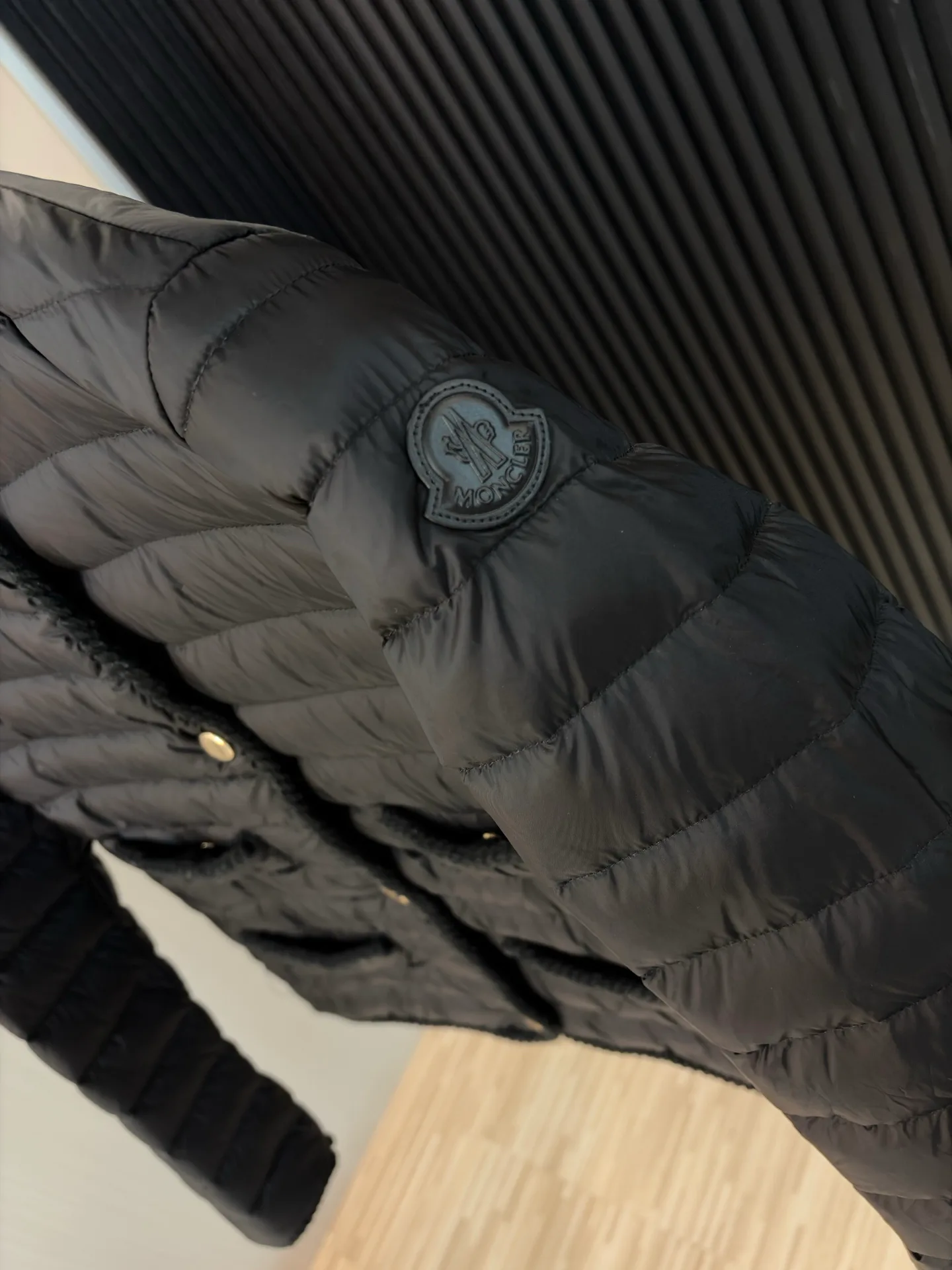 Куртки И Пуховики Женские Moncler 18673355