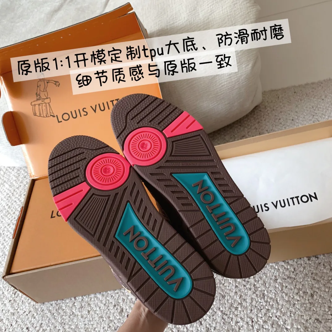 Кроссовки Женские Louis Vuitton 10290578