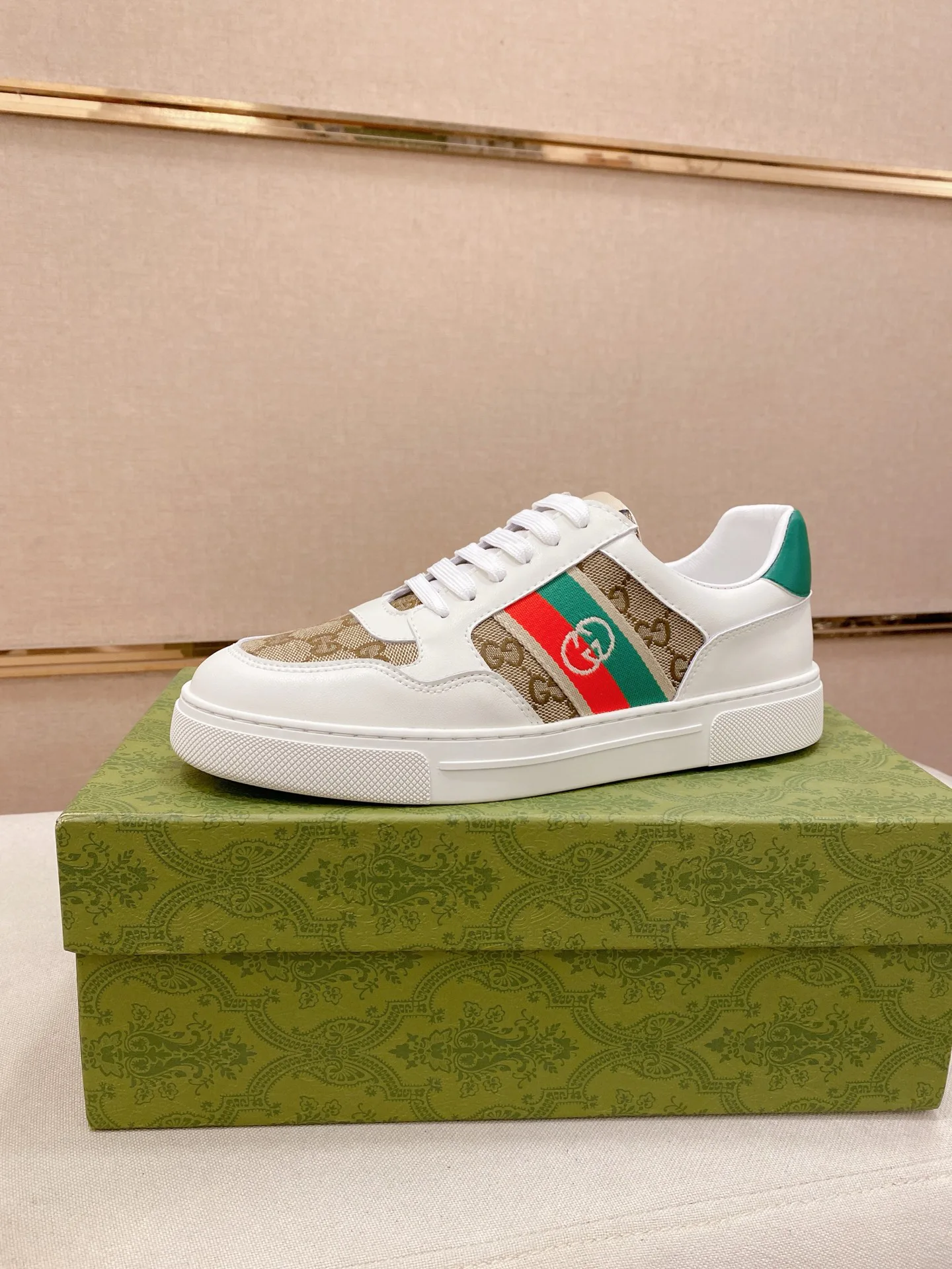 Кроссовки Мужские Gucci 10273018