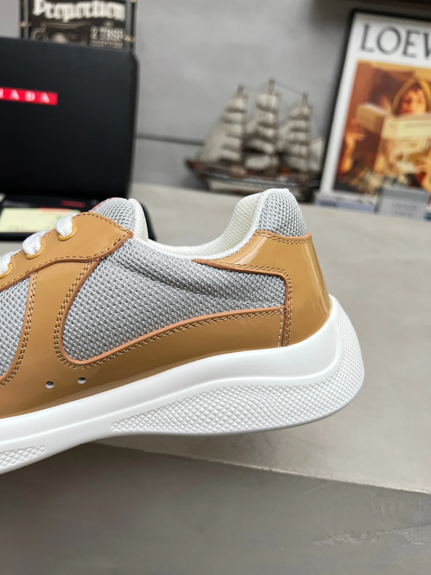 Кроссовки Женские Prada 931594