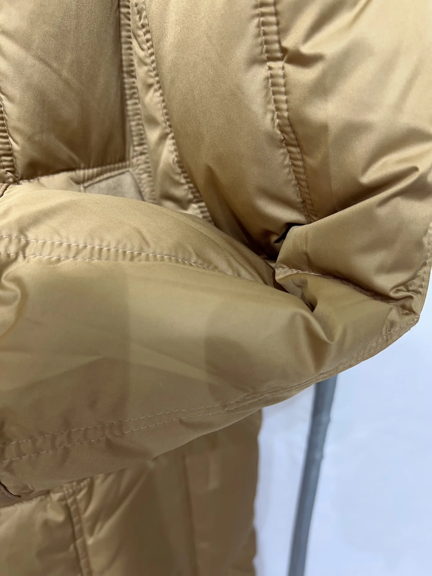 Куртки И Пуховики Женские Max Mara 18734083