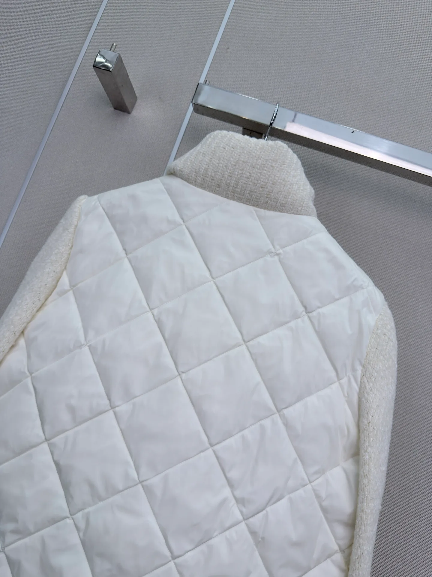 Куртки И Пуховики Женские Moncler 18203546
