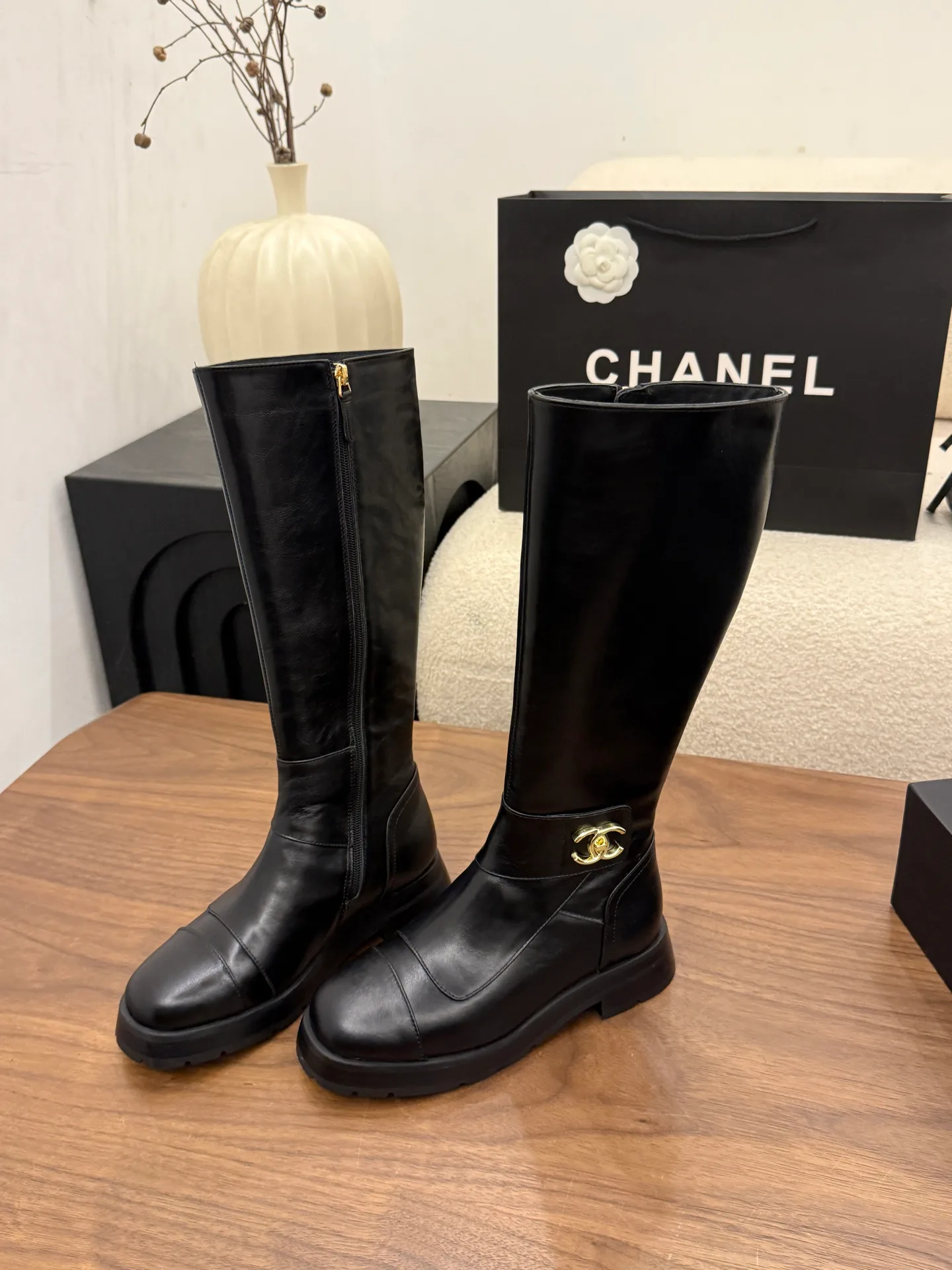 Сапоги Женские Chanel 18323362