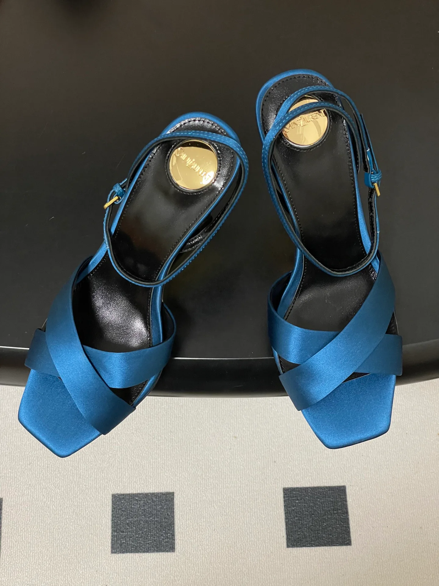 Босоножки Женские Saint Laurent 2597142