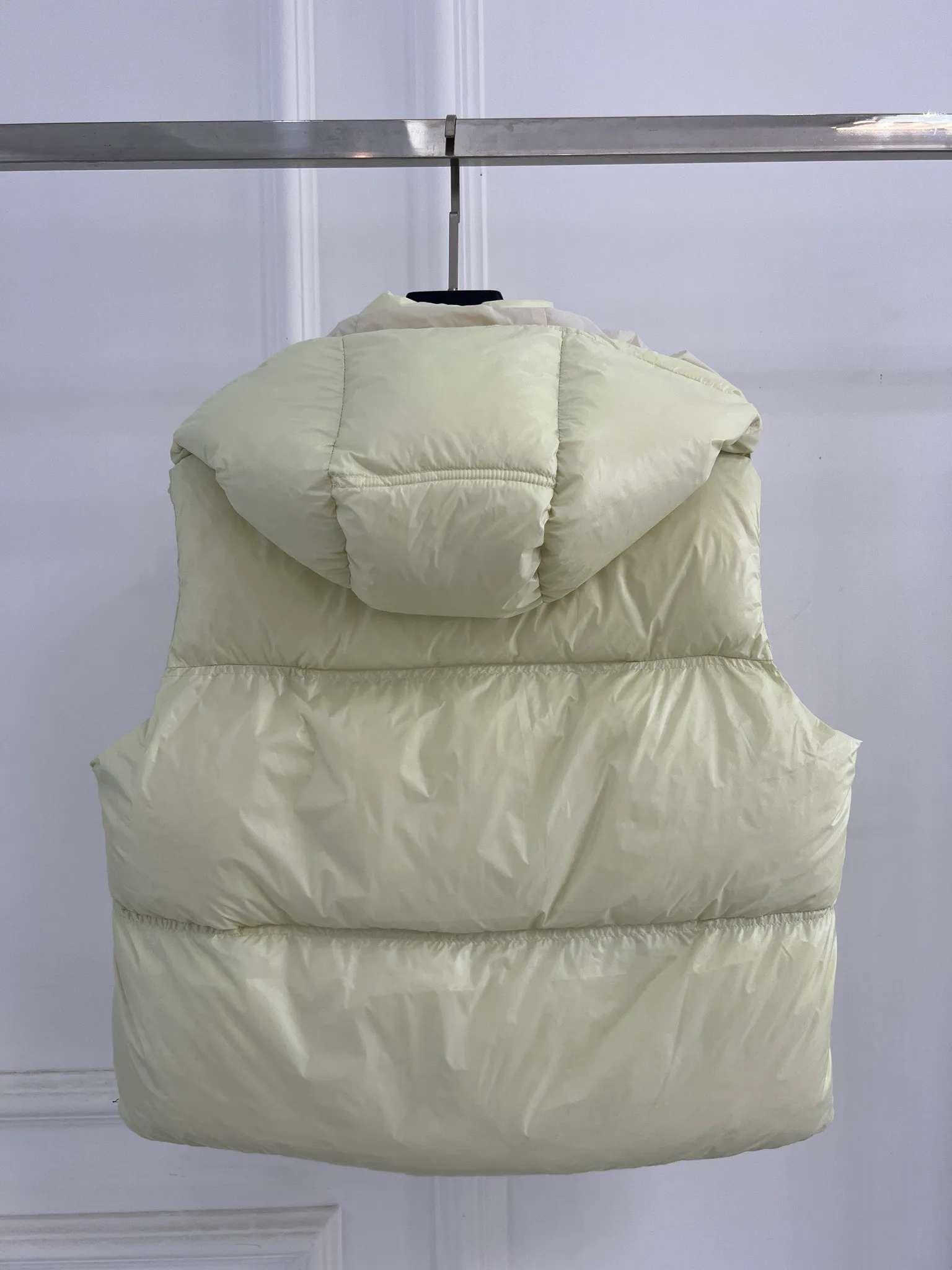 Жилеты Женские Moncler 18416171