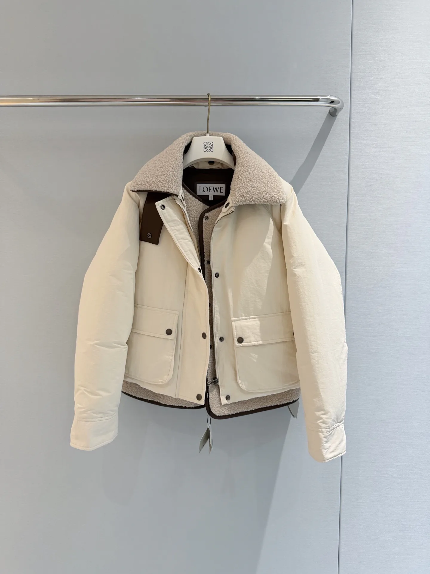 Куртки И Пуховики Женские Loewe 18953596