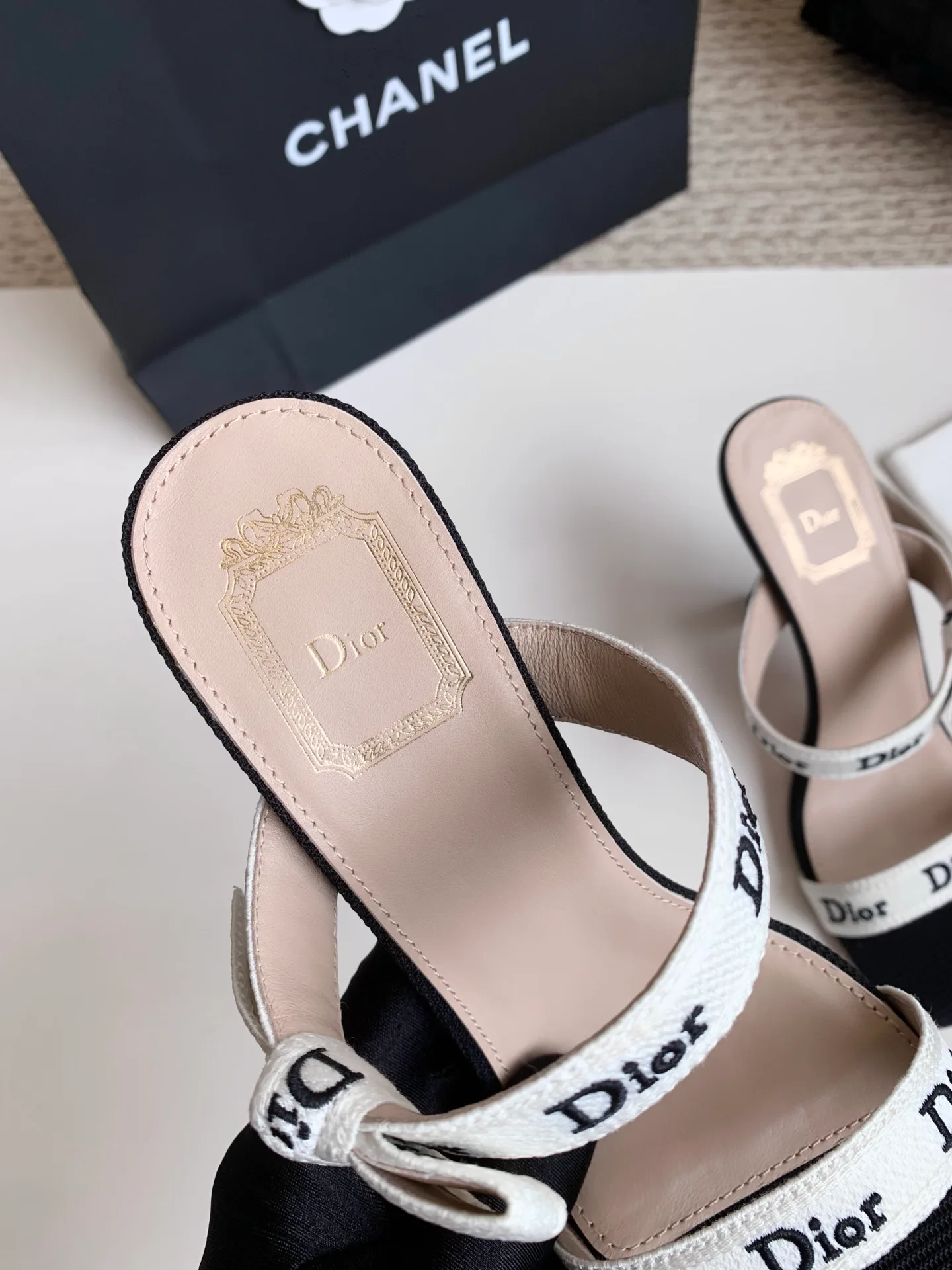 Босоножки Женские Christian Dior 13326882