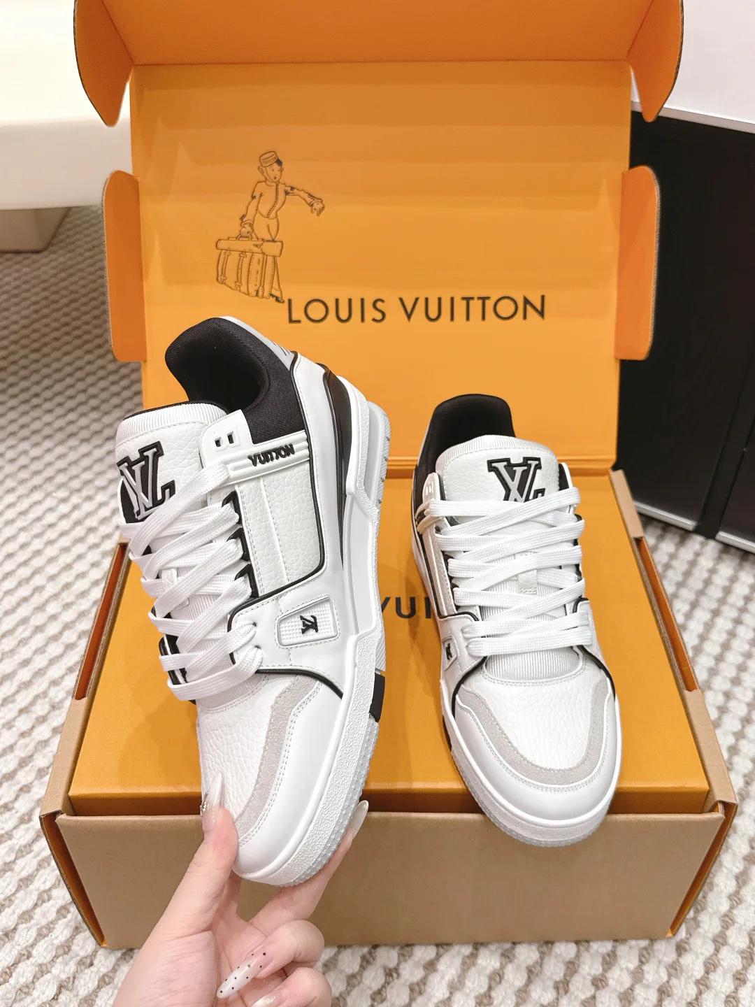 Кроссовки Женские Louis Vuitton 1511699