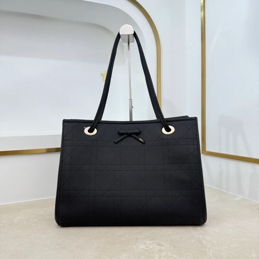 Классические Сумки Женские Christian Dior 18187805