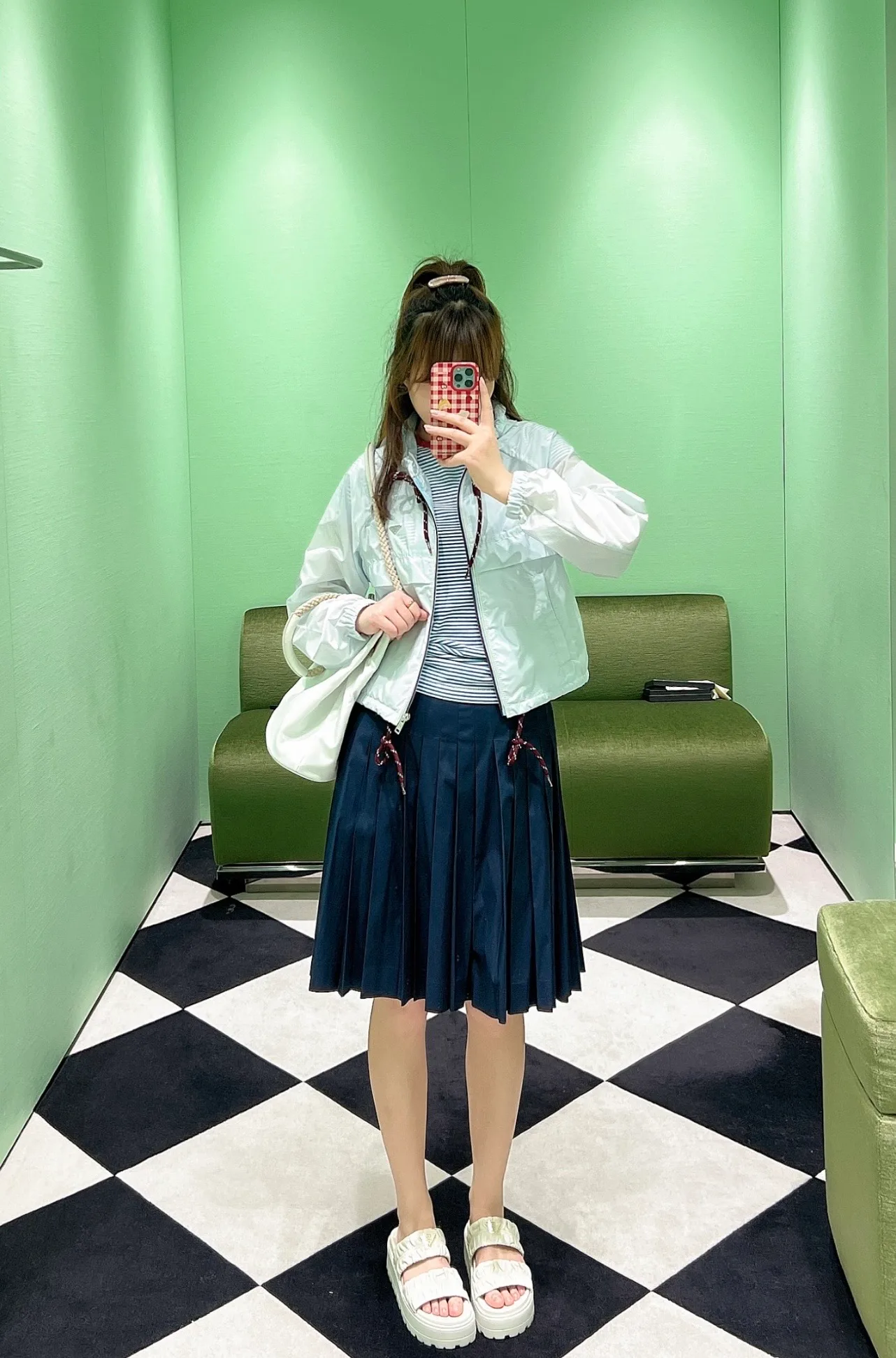 Куртки И Пуховики Женские Prada 11691573