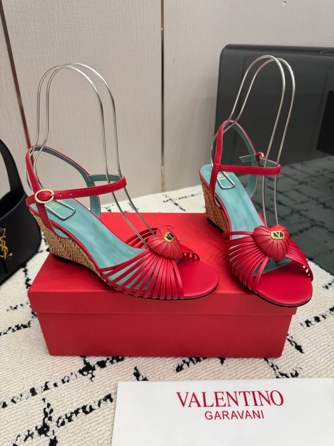 Босоножки Женские Valentino 18049002