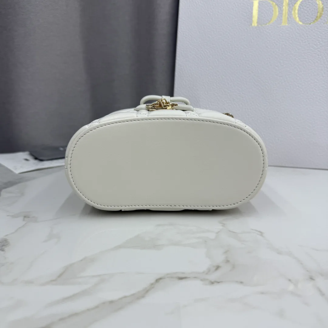 Классические Сумки Женские Christian Dior 11669096