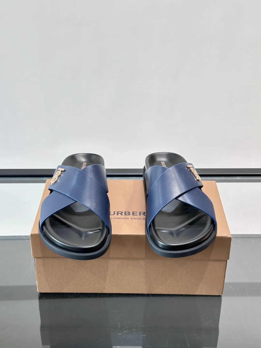 Сандалии Мужские Burberry 13546903