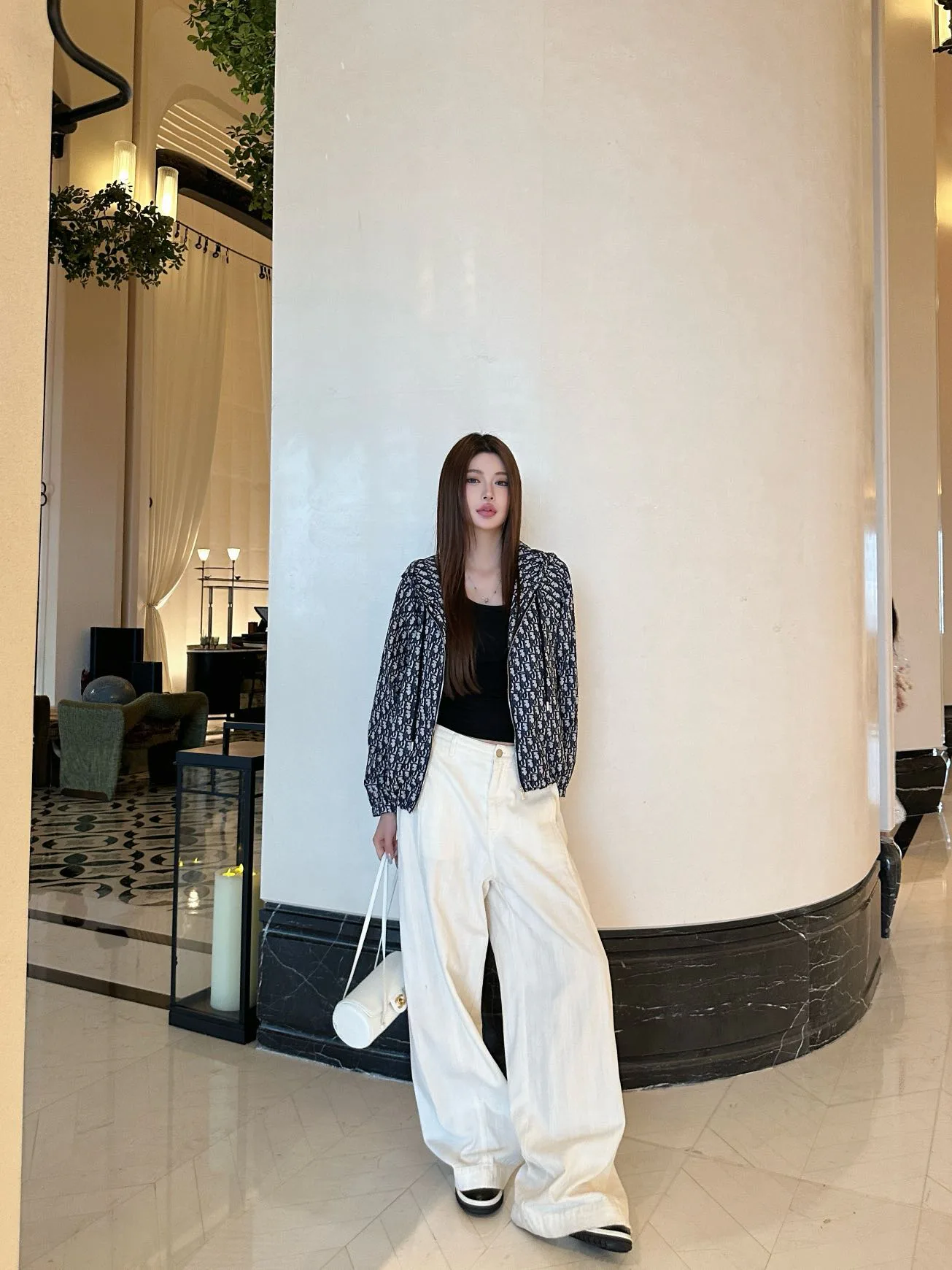 Куртки И Пуховики Женские Christian Dior 11747219