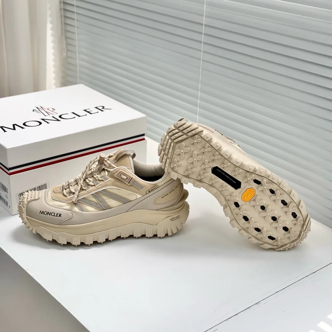 Кроссовки Женские Moncler 2049