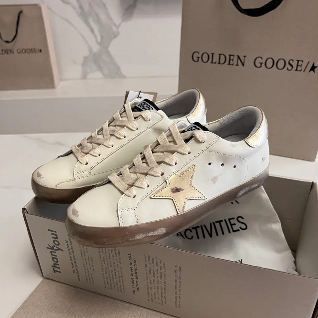 Кроссовки Женские Golden Goose 16995663