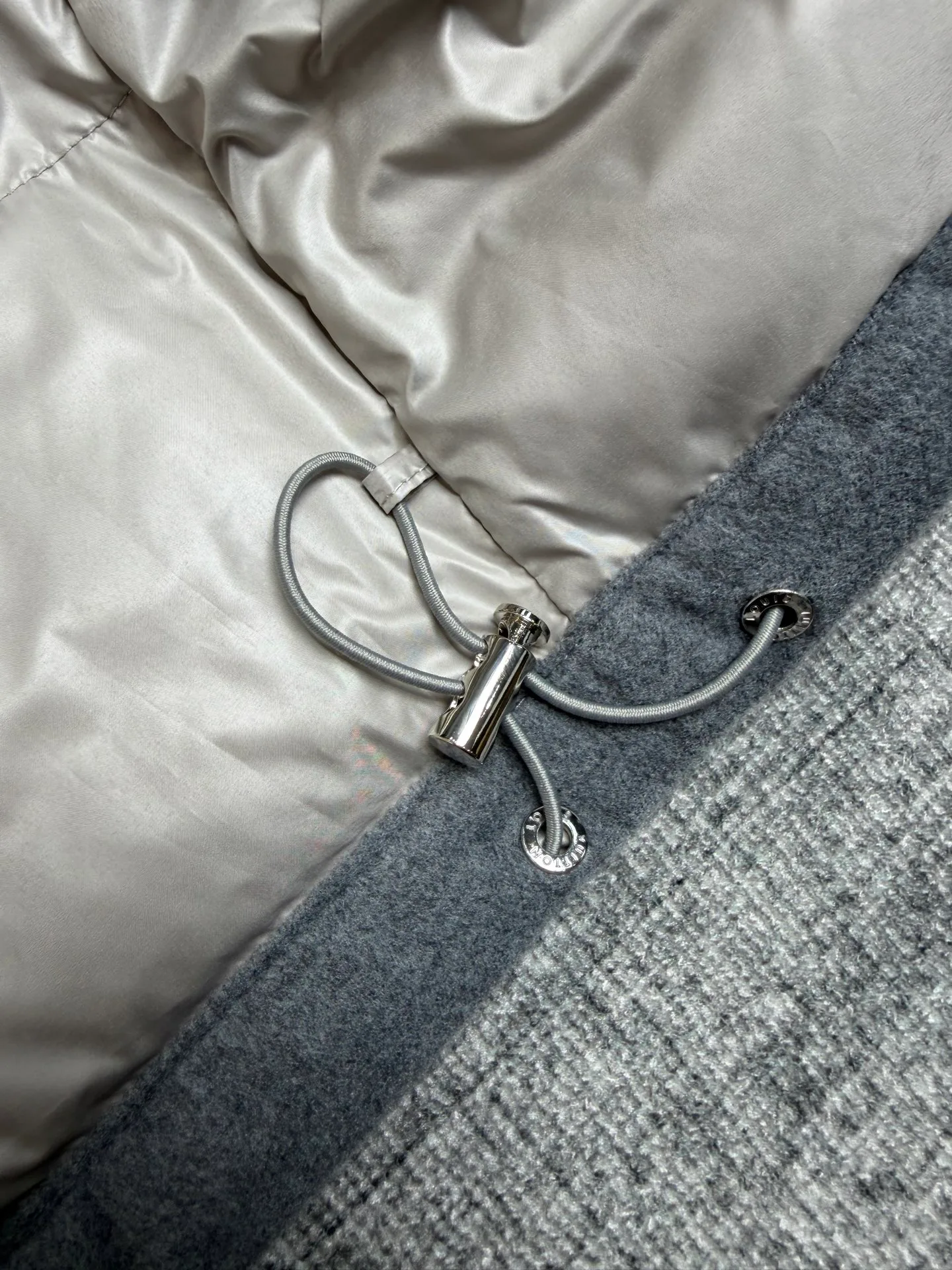 Куртки И Пуховики Мужские Louis Vuitton 18216864