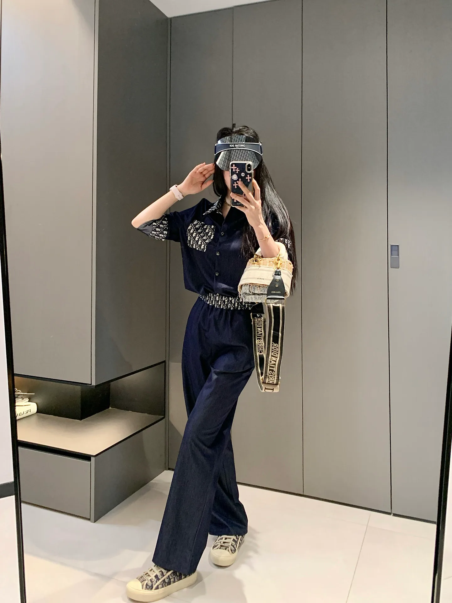 Куртки Женские Christian Dior Куртки Женские Christian Dior