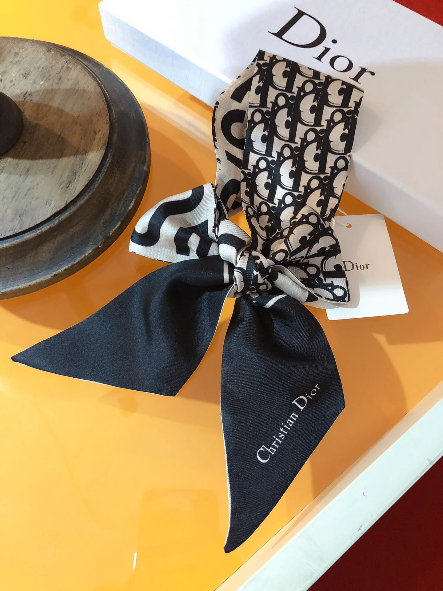 Платки Christian Dior 11882959