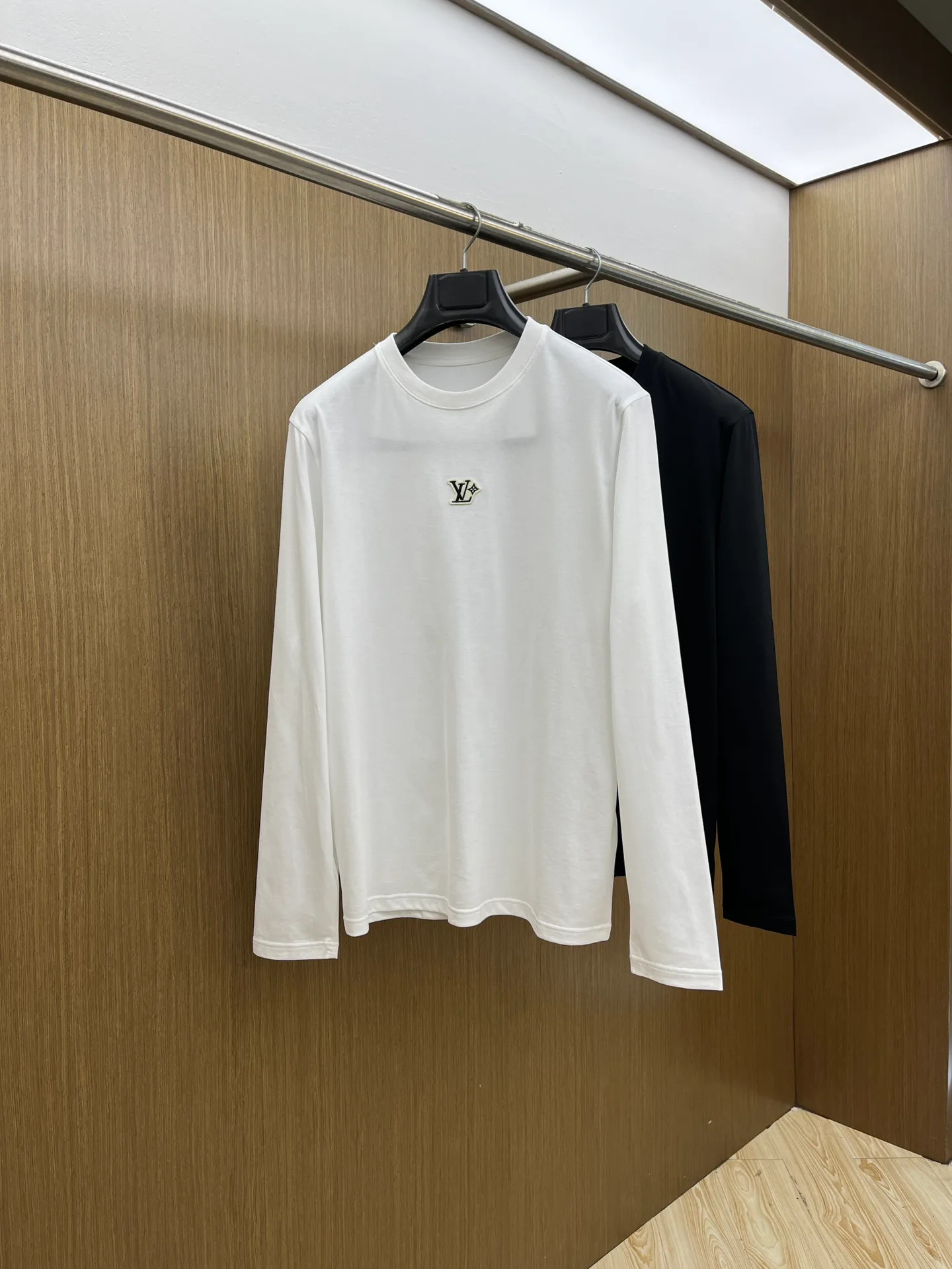 Лонгсливы Женские Louis Vuitton 11793410