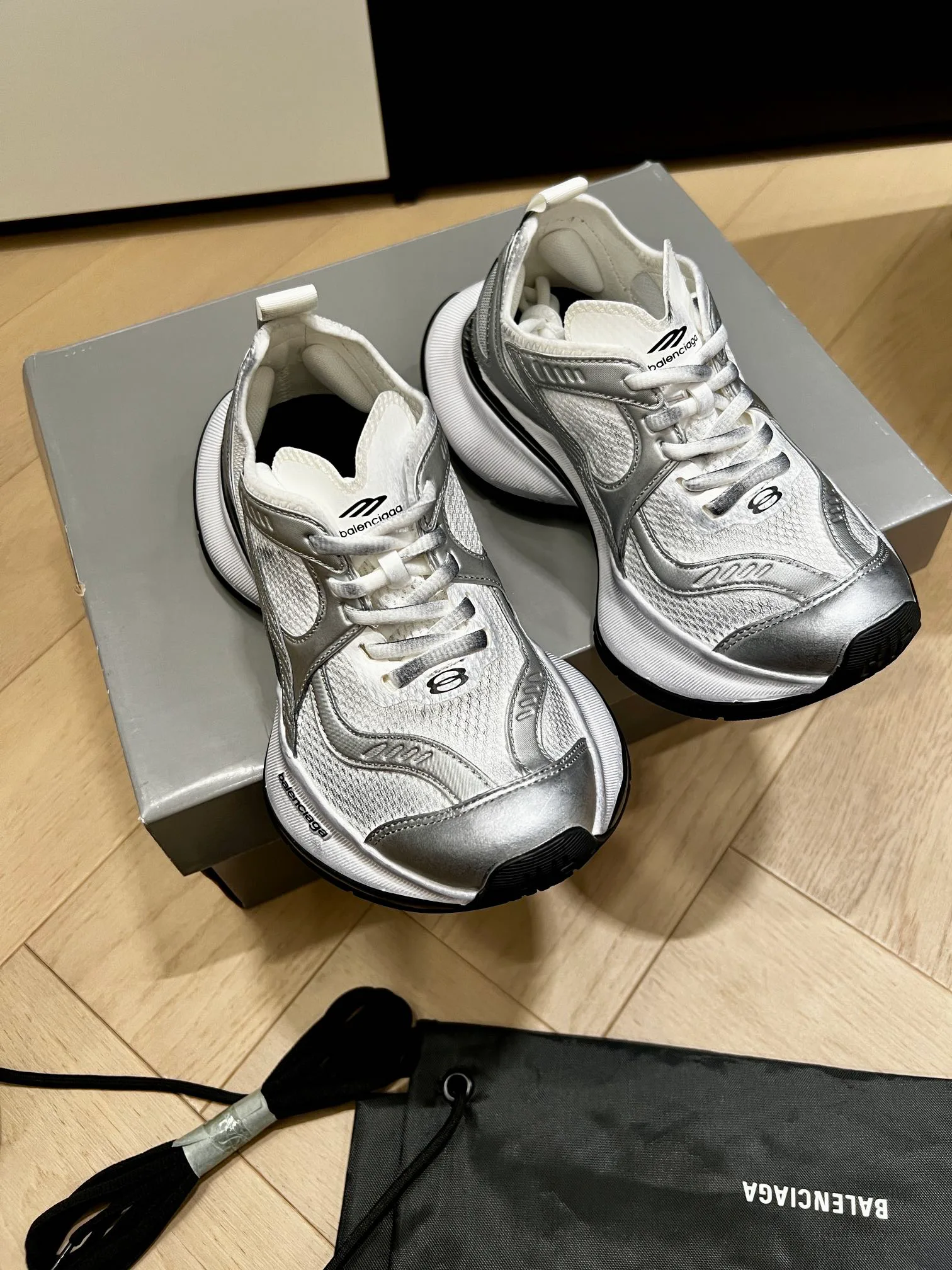 Кроссовки Женские Balenciaga 165318