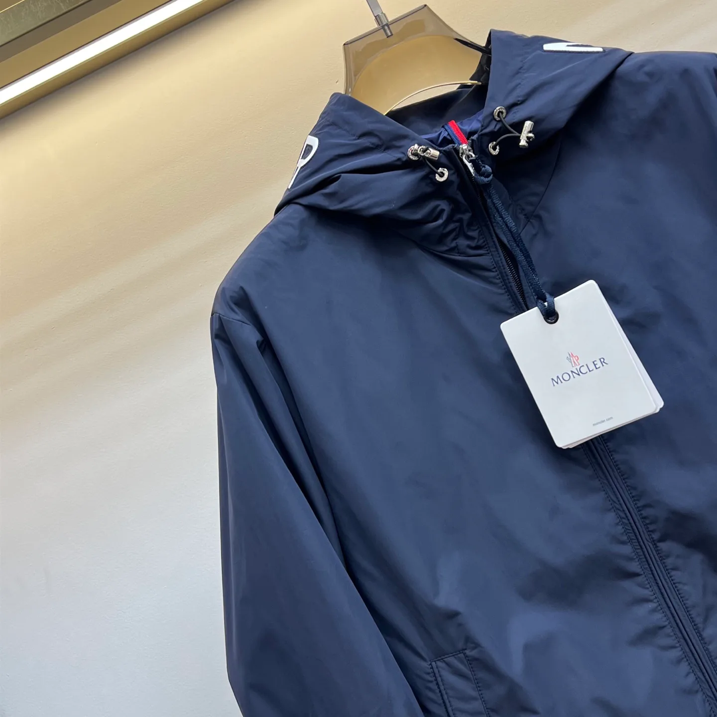 Куртки И Пуховики Женские Moncler 17340718